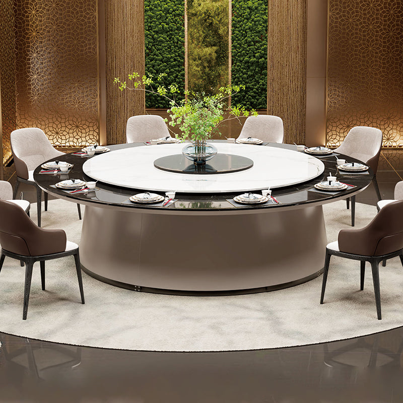 酒店包廂電動餐枱,宴會廳大圓枱,家居電動轉盤餐枱,豪華圓形設計配旋轉轉盤,周圍環繞優雅座椅,置於精緻室內空間,適合高端宴會用餐。Luxury hotel private room electric dining table with rotating turntable, surrounded by elegant chairs in a sophisticated interior, ideal for upscale banquets.electric rotating dining table Hong Kong,luxury sintered stone dining table,