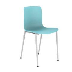 時尚餐桌椅,現代塑料一體成型座椅,搭配金屬或木質腿架。圖中展示藍色雪橇底座、橙色扶手款及黃色木腿款,適合家居或咖啡廳使用。Modern fashionable dining chairs with ergonomic molded plastic seats and metal or wood legs. Shown in blue sled base, orange with arms, and yellow wood legs variants for home or cafe.