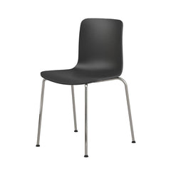 時尚餐桌椅,現代塑料一體成型座椅,搭配金屬或木質腿架。圖中展示藍色雪橇底座、橙色扶手款及黃色木腿款,適合家居或咖啡廳使用。Modern fashionable dining chairs with ergonomic molded plastic seats and metal or wood legs. Shown in blue sled base, orange with arms, and yellow wood legs variants for home or cafe.