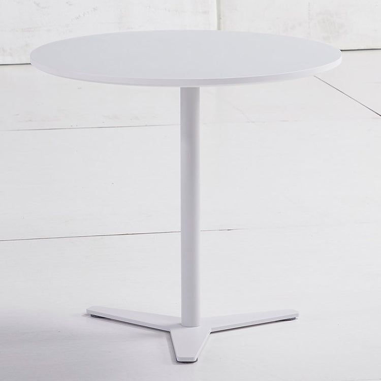 清新三腳小茶几 Fresh Three-legged Coffee Table 香港辦公室傢俬及設計工程中心 Branding Works Furniture & Office Design