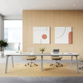 簡約辦公室會議桌正面圖,淺木色背景白色會議檯,現代辦公傢俱設計,適合香港寫字樓    Minimalist office meeting table front view, white conference desk with wood accent wall, modern workspace furniture