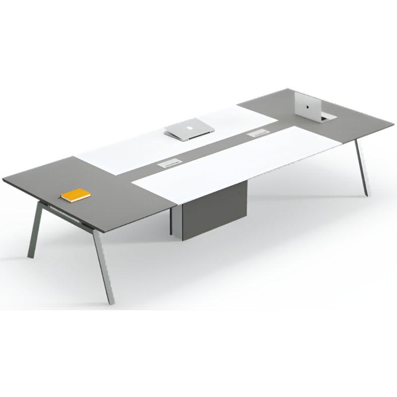 現代簡約會議桌配金屬腳架,適合創意辦公室傢俬及洽談區設計 Modern minimalist conference table with metal legs, suitable for creative office furniture and negotiation area design