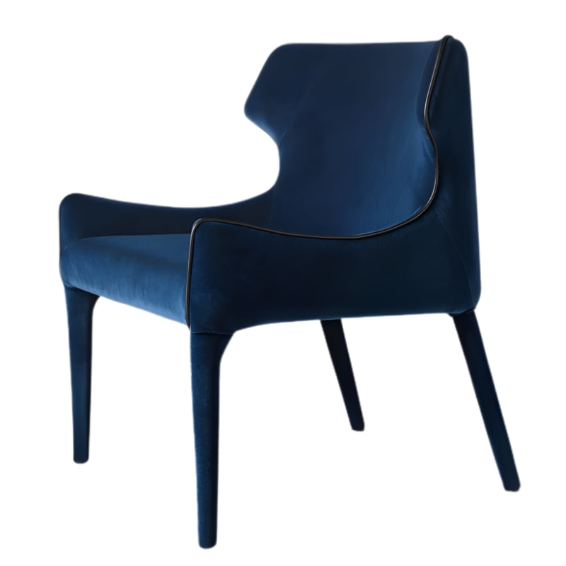 高級簡約餐椅,一體成型椅背設計,簡潔優雅的輪廓線條,適合現代居家和商業空間餐廳佈置 This high-end minimalist dining chair features an integrated backrest design with simple and elegant contour lines, making it suitable for modern home and commercial space restaurant settings.