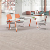 現代簡約會議桌配金屬腳架,適合創意辦公室傢俬及洽談區設計 Modern minimalist conference table with metal legs, suitable for creative office furniture and negotiation area design