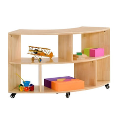 橡膠木兒童收納櫃組合,模塊化設計搭配多層書架、儲物門櫃,天然環保木質材料,適合幼兒園和家庭收納。Eco-friendly rubber wood kids' storage cabinet system featuring modular design with adjustable shelves and wooden storage doors, perfect for playrooms.