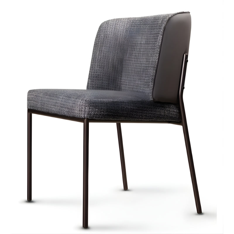 高級簡約餐椅,一體成型椅背設計,簡潔優雅的輪廓線條,適合現代居家和商業空間餐廳佈置 This high-end minimalist dining chair features an integrated backrest design with simple and elegant contour lines, making it suitable for modern home and commercial space restaurant settings.