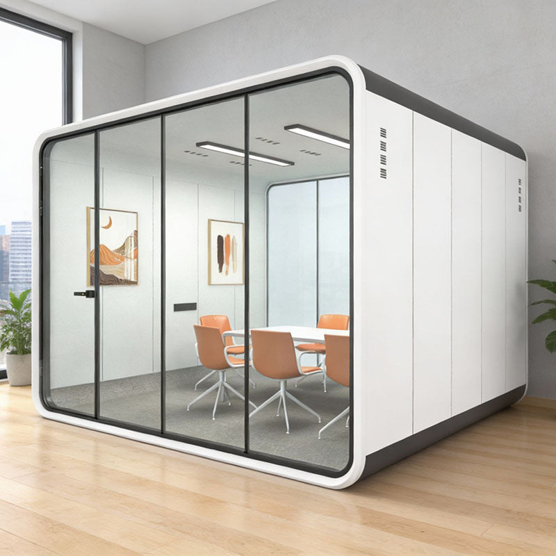 現代靜音辦公艙的多種尺寸展示,包括大型會議艙,和單人電話艙,以渲染圖、線框圖及辦公環境應用呈現,強調隔音與隱私設計。Modern soundproof office pods in various sizes, featuring a large meeting booth,and single-person phone booth, displayed in renders, line drawings, and office settings for acoustic privacy.