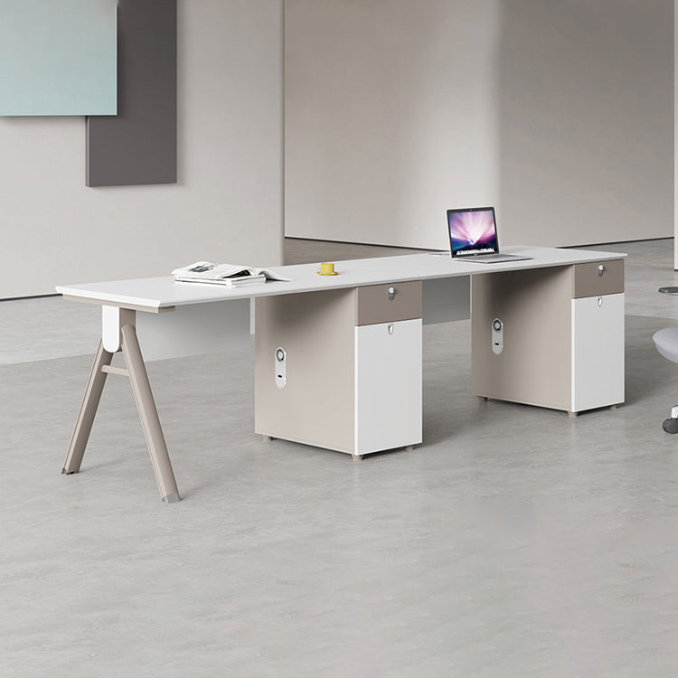 辦公檯 寫字檯 工作檯 E1 環保板材 鋼腳 實木腳 板腳 上線 屏風 側櫃 活動櫃 staff desk table workstation office furniture