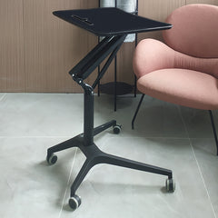 站立式升降桌 Standing Adjustable Desk 香港辦公室傢俬及設計工程中心 Branding Works Furniture & Office Design