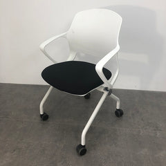 專業可折疊員工培訓椅 Professional Foldable Staff Training Chair 香港辦公室傢俬及設計工程中心 Branding Works Furniture & Office Design