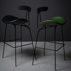 實木靠背酒吧椅 High Chairs with Solid Wood Backrest 香港辦公室傢俬及設計工程中心 Branding Works Furniture & Office Design