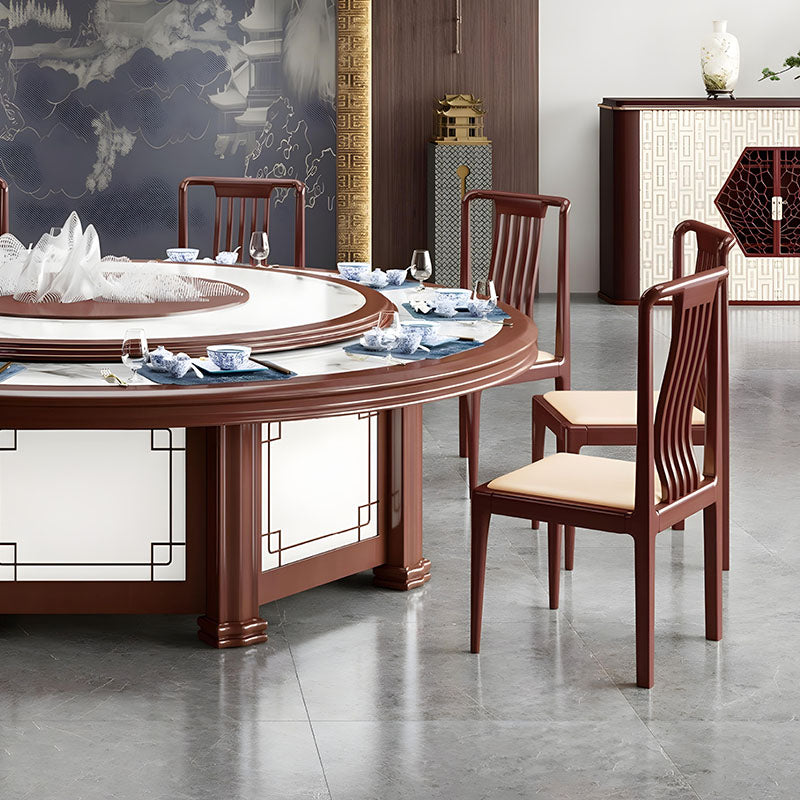 奢華餐廳餐椅設計，輕奢餐椅，多款風格包括棕色皮革扶手椅、木質框架與軟墊座面，置於現代室內環境，提供舒適用餐座位。Luxury restaurant dining chairs in various styles, including brown leather armchairs with wooden frames and cushioned seats in modern settings for comfortable dining.minimalist dining chair hong kong、velvet dining chair、leather armchair cafe.