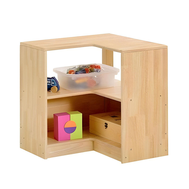 橡膠木兒童收納櫃組合，模塊化設計搭配多層書架、儲物門櫃，天然環保木質材料，適合幼兒園和家庭收納。Eco-friendly rubber wood kids' storage cabinet system featuring modular design with adjustable shelves and wooden storage doors, perfect for playrooms.