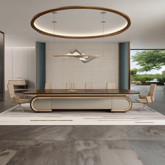 豪華弧形會議桌配中央電源系統,金色金屬邊框搭配流線型底座設計,打造高端商務空間Luxury curved conference table with central power system, gold metal trim and streamlined base design for premium business space