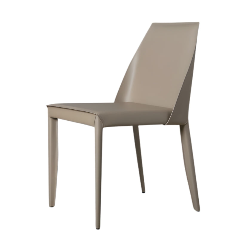 高級簡約餐椅，一體成型椅背設計，簡潔優雅的輪廓線條，適合現代居家和商業空間餐廳佈置 This high-end minimalist dining chair features an integrated backrest design with simple and elegant contour lines, making it suitable for modern home and commercial space restaurant settings.