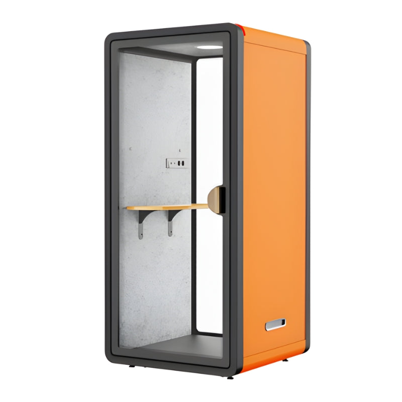 現代辦公室靜音艙，單人電話亭式隔音倉，配備透明鋼化玻璃門、內置LED照明及吸音棉隔音艙，提供私密隔音工作間適合視像會議及專注工作 Modern silent office cubicle, single-person telephone booth-style soundproof cabin, equipped with transparent tempered glass doors, built-in LED lighting and sound-absorbing cotton soundproof cabin, providing a private soundproof workspace suitable for video conferences and focused work.