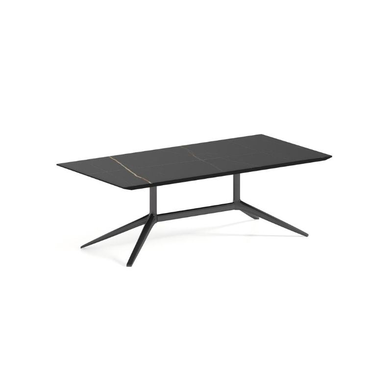 現代簡約客廳內的時尚雙色休閑沙發組合，米灰色頂部與橙色底部設計，搭配黑色茶几，明亮空間展現優雅品味。Modern two-tone lounge sofa set with beige upper and orange base in contemporary living room with black coffee table.