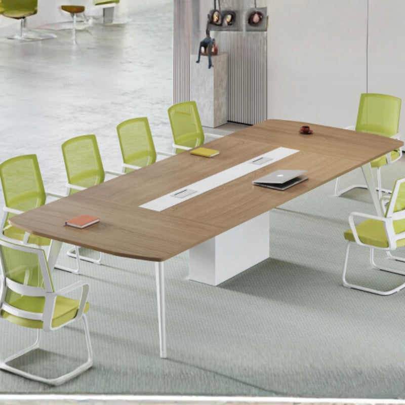 現代簡約會議桌配金屬腳架，適合創意辦公室傢俬及洽談區設計 Modern minimalist conference table with metal legs, suitable for creative office furniture and negotiation area design