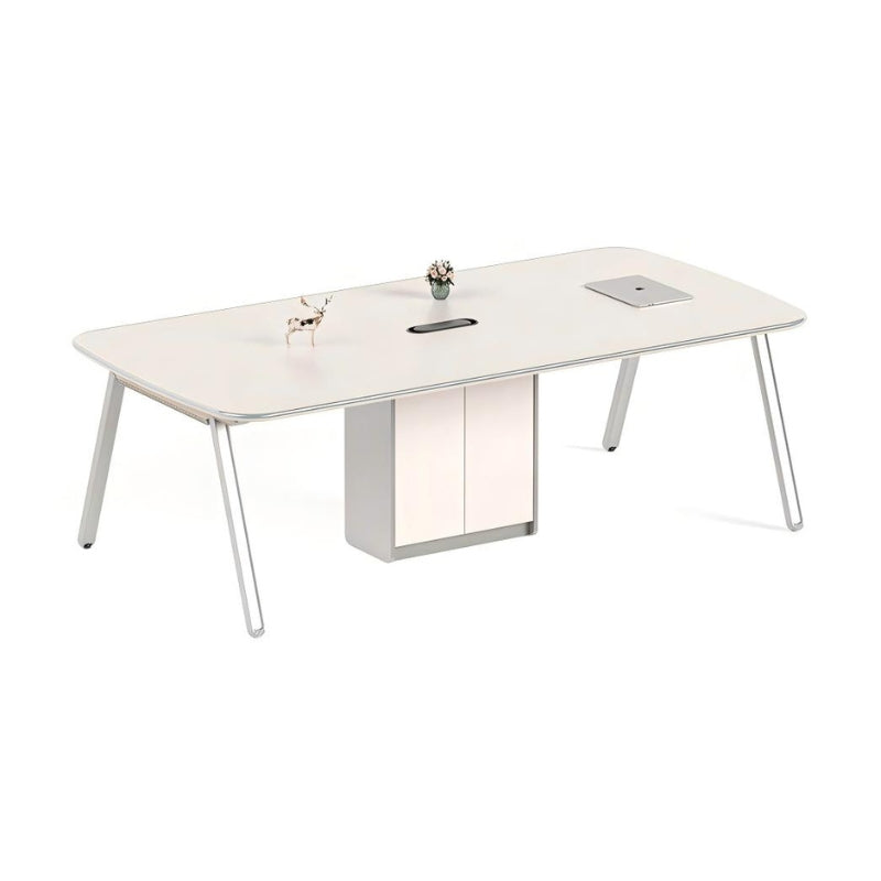 簡約辦公室會議桌正面圖,淺木色背景白色會議檯,現代辦公傢俱設計,適合香港寫字樓    Minimalist office meeting table front view, white conference desk with wood accent wall, modern workspace furniture