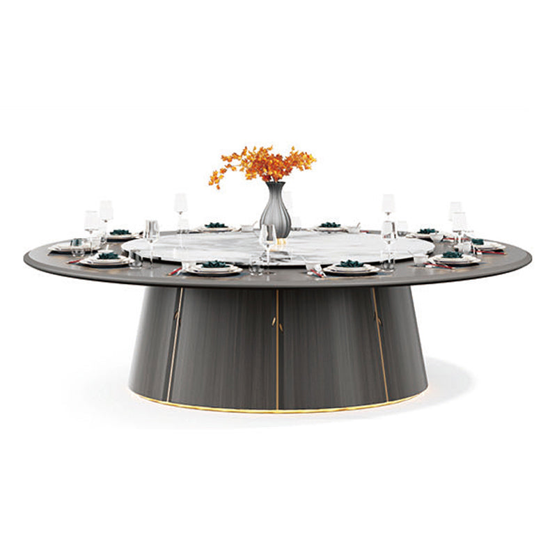 酒店包廂電動餐枱，宴會廳大圓枱，家居電動轉盤餐枱，豪華圓形設計配旋轉轉盤，周圍環繞優雅座椅，置於精緻室內空間，適合高端宴會用餐。Luxury hotel private room electric dining table with rotating turntable, surrounded by elegant chairs in a sophisticated interior, ideal for upscale banquets.electric rotating dining table Hong Kong，luxury sintered stone dining table，