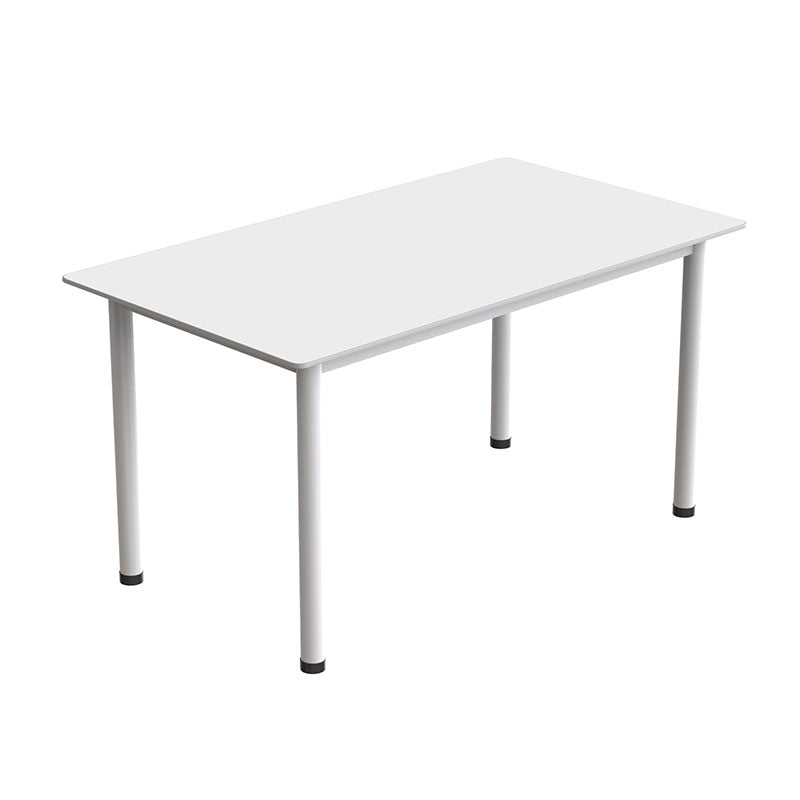 輕奢仿大理石紋餐桌|白色石紋桌面搭配黑色金屬中柱腳，四人位現代餐廳皮質餐椅組合。現代簡約咖啡餐桌|淺木紋桌面白色中柱圓盤底座，搭配曲木靠背椅，休閒咖啡廳雙人座位。Modern cafe table with light wood top and white pedestal base, paired with curved plywood chairs, casual coffee shop seating。Luxury faux marble dining table, white stone-look top with black pedestal base, modern 4-person leather chair dining set