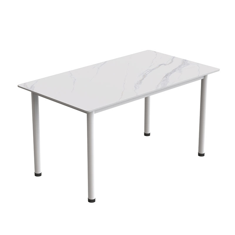 輕奢仿大理石紋餐桌|白色石紋桌面搭配黑色金屬中柱腳，四人位現代餐廳皮質餐椅組合。現代簡約咖啡餐桌|淺木紋桌面白色中柱圓盤底座，搭配曲木靠背椅，休閒咖啡廳雙人座位。Modern cafe table with light wood top and white pedestal base, paired with curved plywood chairs, casual coffee shop seating。Luxury faux marble dining table, white stone-look top with black pedestal base, modern 4-person leather chair dining set