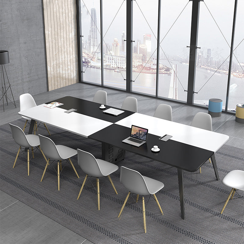 藝術風格會議枱 Trendy Conference Desk Branding Works Furniture & Office Design