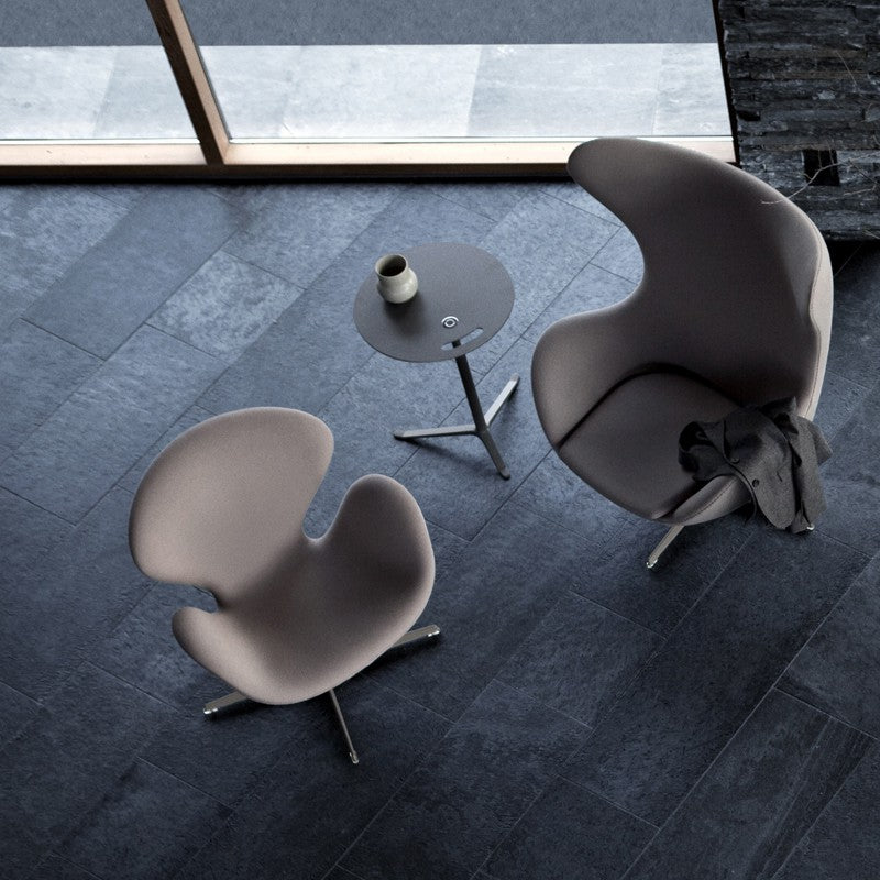 蛋殼型設計休閒椅 Designer Egg-Shaped Chair 香港辦公室傢俬及設計工程中心 Branding Works Furniture & Office Design